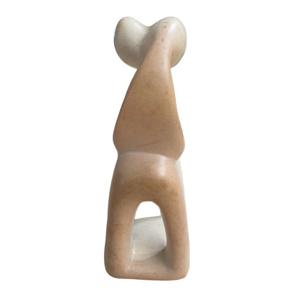 Handcarved Kisii Ware
Soapstone Kissing Hugging
Figures Figurine made in Kenya - Picture 3 of 9